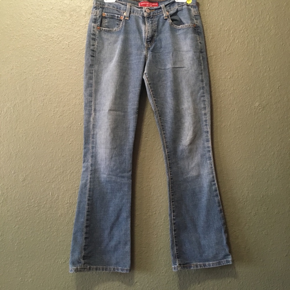 Levi’s - Picture 2 of 2